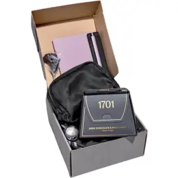 Yatta Simple Luxuries Hamper Pink Gift Box